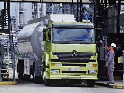 廣漢至香格里拉貨運(yùn)專線 準(zhǔn)時(shí)準(zhǔn)點(diǎn)，專業(yè)代理為您護(hù)航